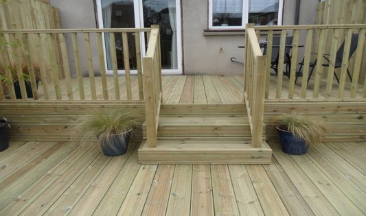 Garden decking services in Walthamstow